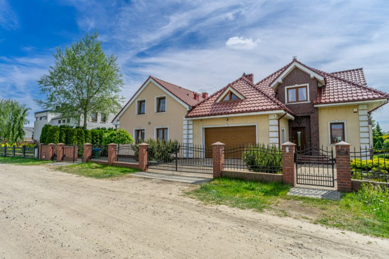 Dom z funkcjonującym biznesem okolice Poznania - 02 Dom z funkcjonującym biznesem okolice Poznania - 02