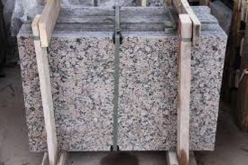 Ukraina. Plyty granitowe od 80 zl/m2 gr.2,3,4cm plomieniowane.Kostka
