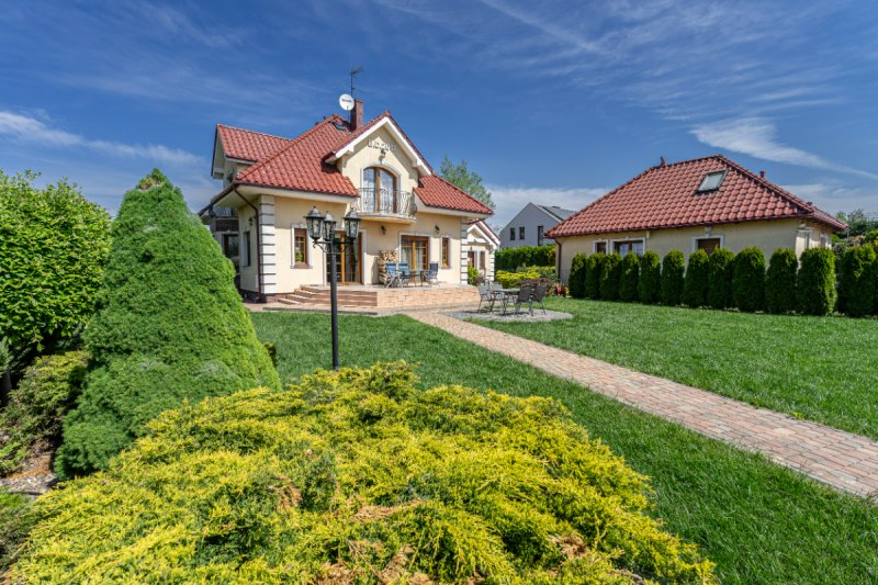 Dom z funkcjonującym biznesem okolice Poznania