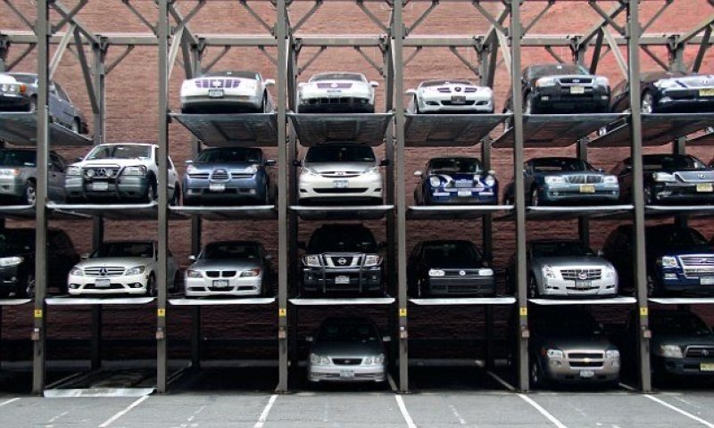 Wieżowy parking w Warszawie, pilotaż