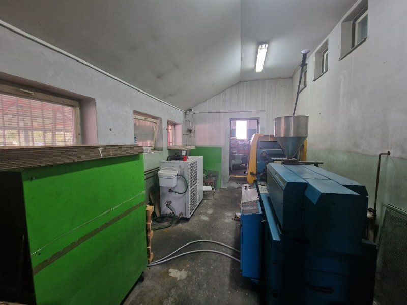 Nieruchomość z działającym zakładem produkcyjnym - 04