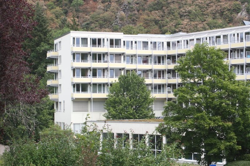 Zysk 660 000 zł. Rok. Sieć Klinik Psycho/Terapeut. - 04 Zysk 660 000 zł. Rok. Sieć Klinik Psycho/Terapeut. - 04