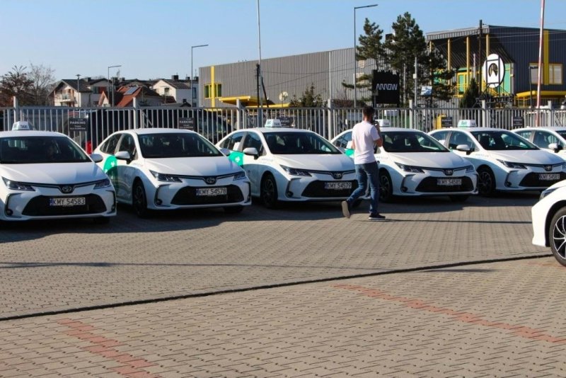 Inwestor do rozbudowy floty Taxi Bolt/Uber - 01